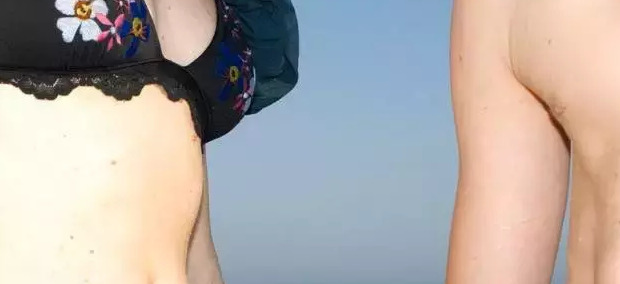 佛说胸前有痣的人【胸前有痣的人前世负过一个人佛教】