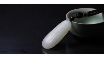 舒俱来和玉哪个好【舒俱来和翡翠能戴在一起吗】