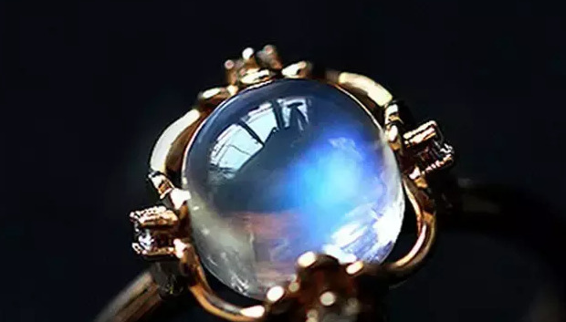 睡眠不好卧室放什么辟邪【家里不安静放什么能辟邪】