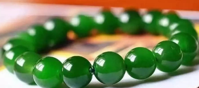 玉辨别真假的方法【鉴别玉的真假小窍门翡翠】