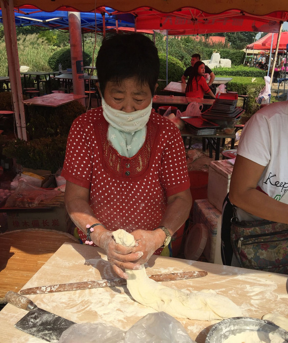 和婆婆一起做生意【和婆婆一起做包子的说说】