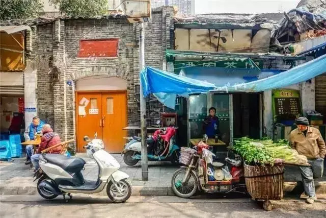 成都住春熙路还是宽窄巷子好【成都旅游春熙路和宽窄巷子哪里比较方便】