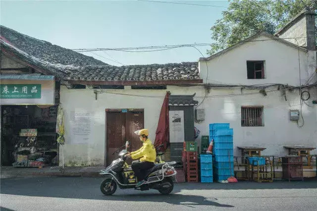 成都住春熙路还是宽窄巷子好【成都旅游春熙路和宽窄巷子哪里比较方便】