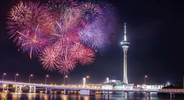 烟花图片素材【夜空烟花图片素材】