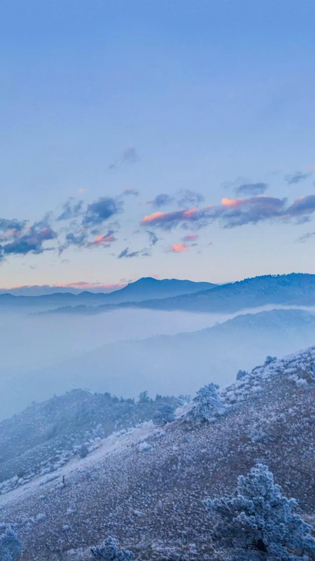 唯美雪景手机壁纸背景图【初雪唯美壁纸文案】