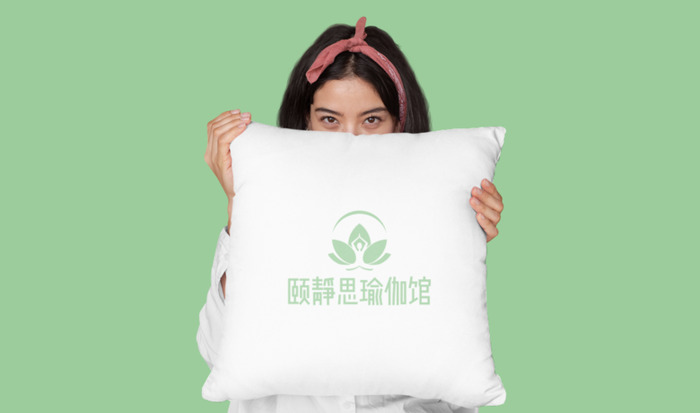 如何轻松设一个简约时尚女性风格logo？【女性风格logo如何设计？】